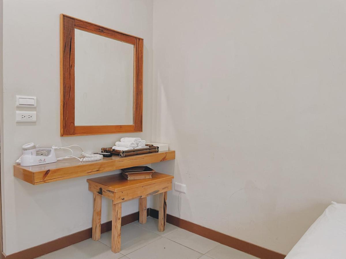 Star-Moon B&B Green Island Экстерьер фото