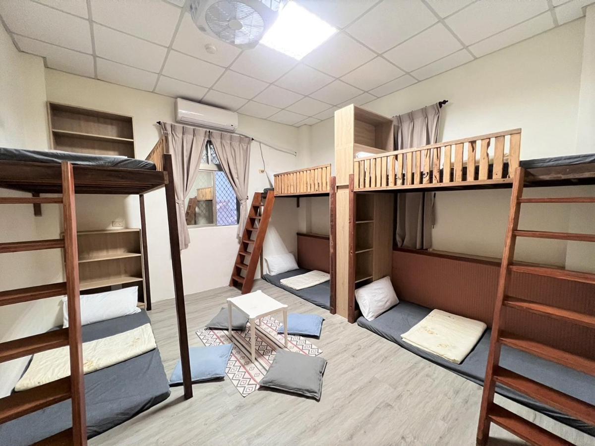 Star-Moon B&B Green Island Экстерьер фото