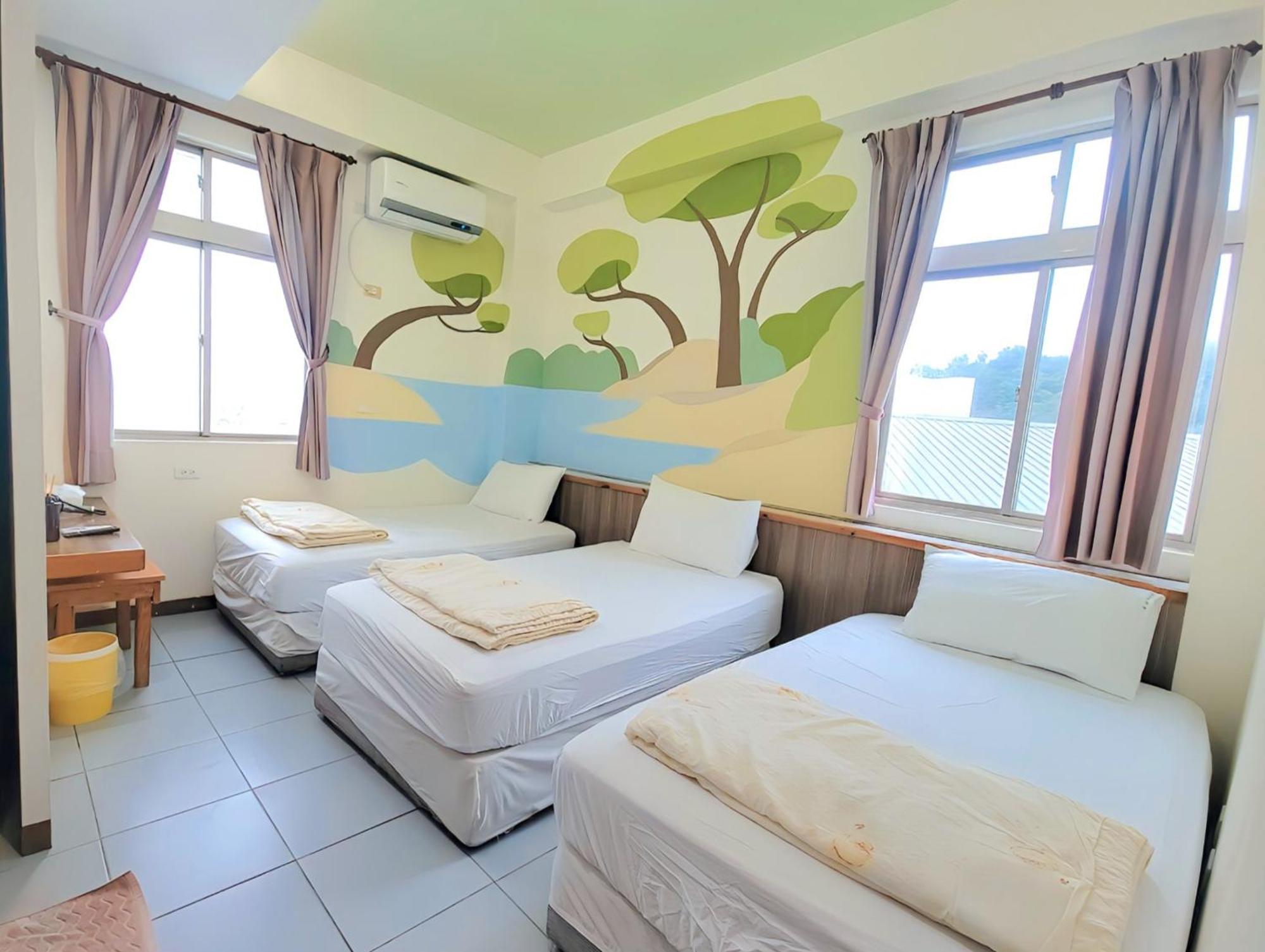 Star-Moon B&B Green Island Экстерьер фото
