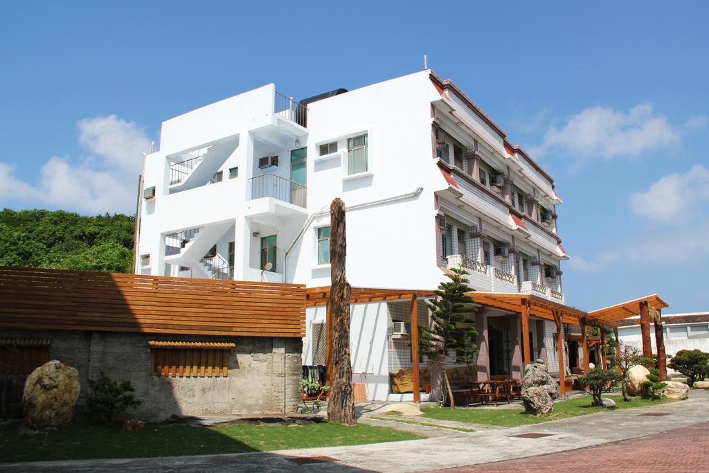 Star-Moon B&B Green Island Экстерьер фото